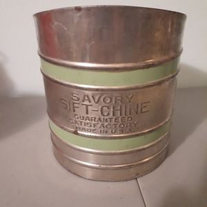 Vintage Savory Sift-Chine